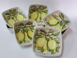 Ciotoline - Produzione artigianale in ceramica dipinta a mano.Tecnica: maiolica