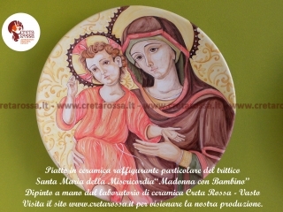 cod.art: lc02 - Piatto in ceramica da cm 35, raffigurante "Madonna con Bambino" (particolare del trittico Santa Maria della Misericordia). Ne vorresti uno simile? Invia una richiesta e riceverai il preventivo con le spese di spedizione.