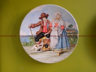 cod.art: lc07 - Piatto in ceramica da cm 35, raffigurante "Costumi tradizionali di Vasto". Ne vorresti uno simile? Invia una richiesta e riceverai il preventivo con le spese di spedizione.