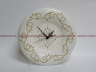 cod.art: or08 - Orologio in ceramica dipinto a mano in base alla richiesta del cliente. Ne vorresti uno simile? Invia una richiesta e riceverai il preventivo con le spese di spedizione.