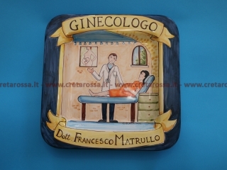 cod.art: re08c - Piatto murale in ceramica personalizzato con mestiere. Ne vorresti uno simile? Invia una richiesta e riceverai il preventivo con le spese di spedizione. 