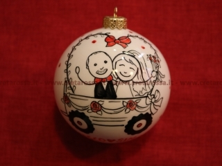 cod.art: pn0 - Pallina di natale in ceramica da cm 8, dipinta a mano e personalizzata su richiesta. Ne vorresti una simile? Invia una richiesta e riceverai il preventivo con le spese di spedizione. 