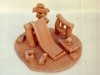 “Al Parco”; Lavoro realizzato all'interno del laboratorio;Autore: V.M. Tecnica: scultura in terracotta
