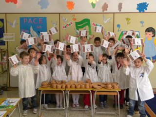 "Ceramicando" progetto didattico manipolativo realizzato all'interno della scuola materna "Gesù Bambino" di Lanciano nell'a.s.2009/2010 