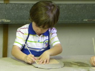 Al Museo Internazionale delle Ceramiche di Faenza per conoscere il metodo Munari.