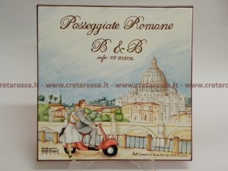 Insegne, pannelli e mattonelle in ceramica dipinte a mano per ristoranti, residence, bed and breakfast, negozi e pizzerie. Riproduzione e realizzazione di loghi aziendali su vari formati. Realizazzione di pezzi speciali e con argille refrattarie.