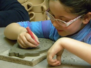 Corsi di ceramica per bambini -  decorazione - lavorazione dell'argilla - Scuola  - Vasto - Chieti - Abruzzo