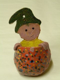 Lavori realizzati dai bambini durante i corsi didattici di ceramica per bambini che si svolgono da Creta Rossa